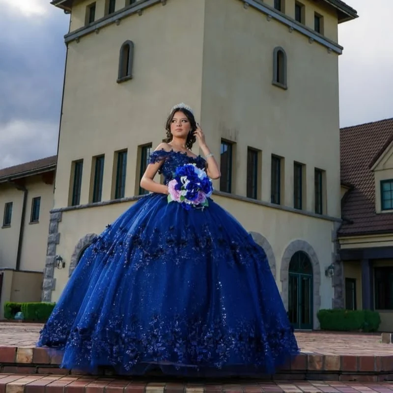 Customized Shiny Blue Off Shoulder Quinceanera Dress Lace sequin applique 3D flower trailing vestidos de 15 Quinceanera
Customized Shiny Blue Off Shoulder Quinceanera Dress Lace sequin applique 3D flower trailing vestidos de 15 Quinceanera