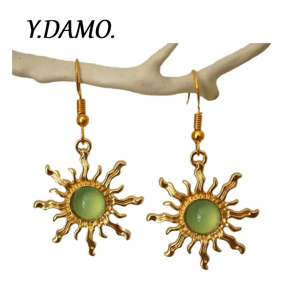 Damo Y2K Sun Drop Earrings For Women Gold Color Stainless Steel Jewelry Blue Green Purple Red Stone Sun Earrings Fashion Gift
Damo Y2K Sun Drop Earrings For Women Gold Color Stainless Steel Jewelry Blue Green Purple Red Stone Sun Earrings Fashion Gift