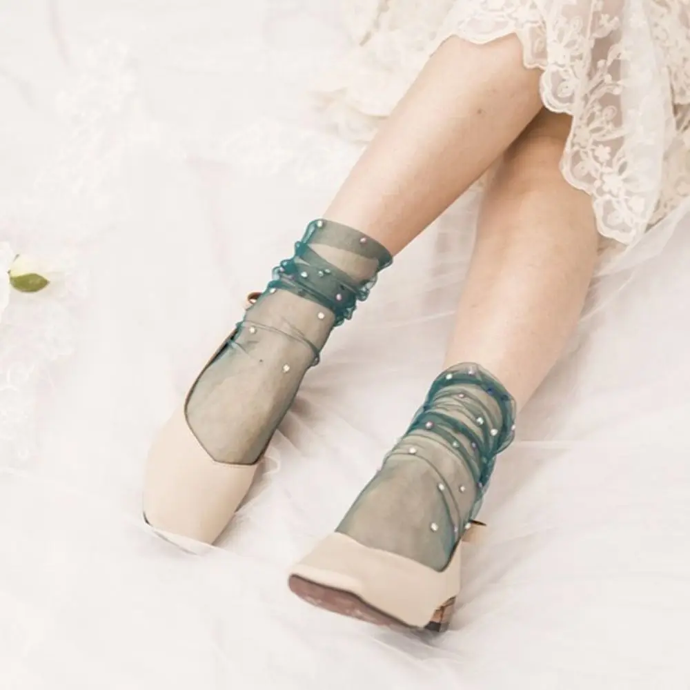 Elastic Harajuku Summer Ultra-Thin Streetwear Women Mesh Socks Shine Crystal Tulle Socks Korean Dress Socks Transparent Hosiery
Elastic Harajuku Summer Ultra-Thin Streetwear Women Mesh Socks Shine Crystal Tulle Socks Korean Dress Socks Transparent Hosiery