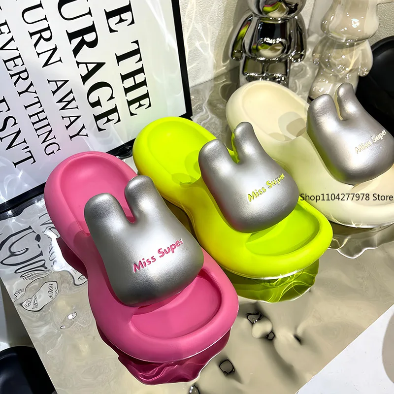2025 New Summer Home Slippers Women's Fashion Outer Wear Non-slip Flat Bottom Cool Slippers Two-color Rabbit Eva Slippers
2025 New Summer Home Slippers Women's Fashion Outer Wear Non-slip Flat Bottom Cool Slippers Two-color Rabbit Eva Slippers