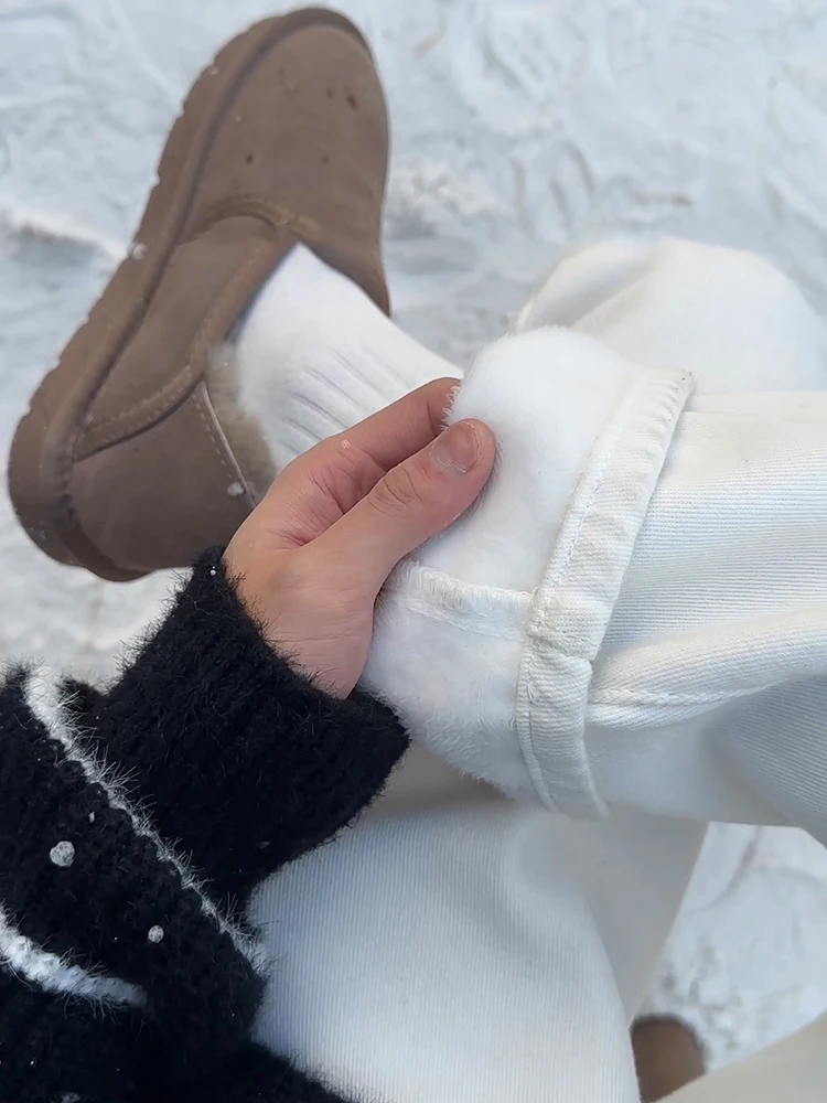 Cleanfit White Fleece Lined Jeans Men's Winter American Style Micro Flared Workwear Pants Cold Resistant Slim Straight Leg Jeans
Cleanfit White Fleece Lined Jeans Men's Winter American Style Micro Flared Workwear Pants Cold Resistant Slim Straight Leg Jeans