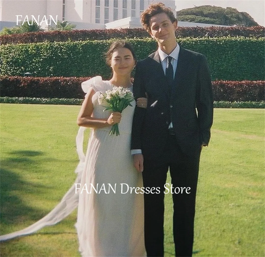 FANAN Korea Ivory O-Neck Elegant Wedding Dresses 웨딩드레스 A-Line Short Sleeves Satin Ruched Custom Made Bride Gowns Plus Size
FANAN Korea Ivory O-Neck Elegant Wedding Dresses 웨딩드레스 A-Line Short Sleeves Satin Ruched Custom Made Bride Gowns Plus Size