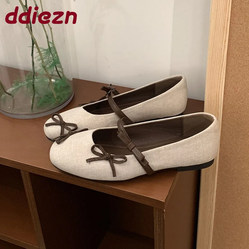 Новая мягкая обувь, женские туфли Мэри Джейн на плоской подошве, женские модные туфли без шнуровки на плоской подошве с узлом-бабочкой
Новая мягкая обувь, женские туфли Мэри Джейн на плоской подошве, женские модные туфли без шнуровки на плоской подошве с узлом-бабочкой