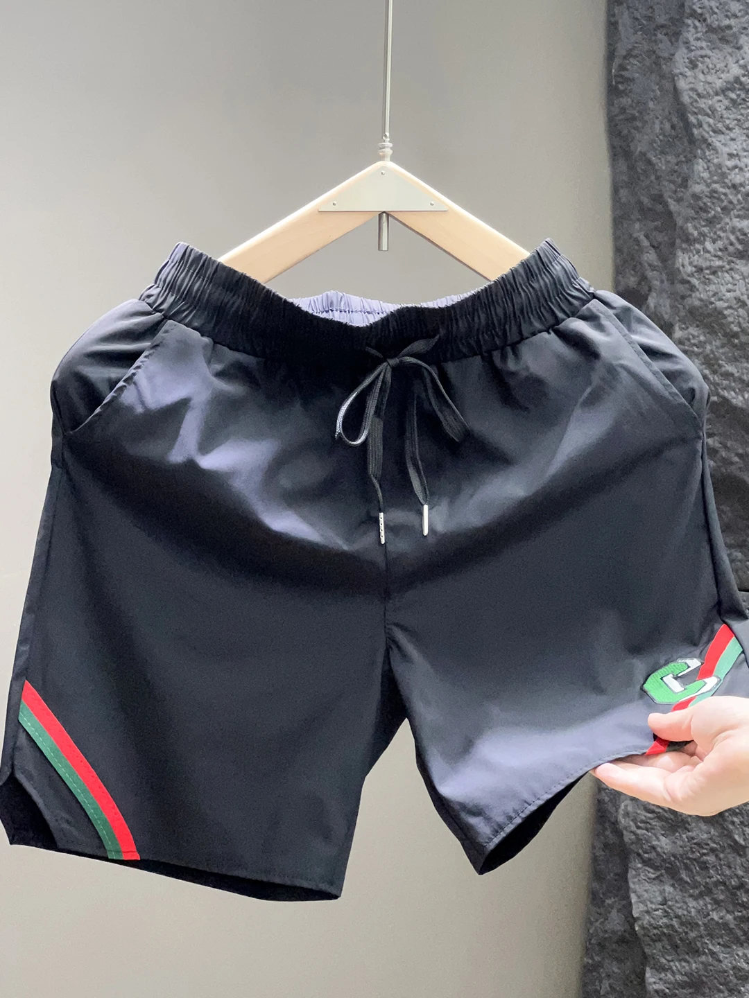 Qui Dry Ice Silk Мужские orts Fitn Running Spor Подростковые летние модные брюки Прямые повседневные orts Faionable Urb...
Qui Dry Ice Silk Мужские orts Fitn Running Spor Подростковые летние модные брюки Прямые повседневные orts Faionable Urb...