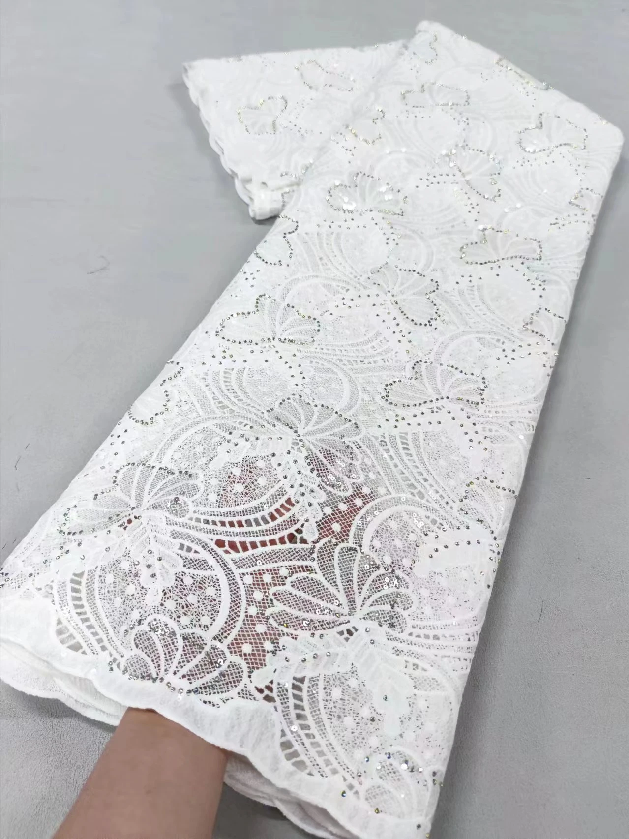 2024,African Nigerian Tulle Lace Fabric,Sequins Embroidery,High Quality, French Guipure Party Dress Fabric for Sewing,5Yards
2024,African Nigerian Tulle Lace Fabric,Sequins Embroidery,High Quality, French Guipure Party Dress Fabric for Sewing,5Yards