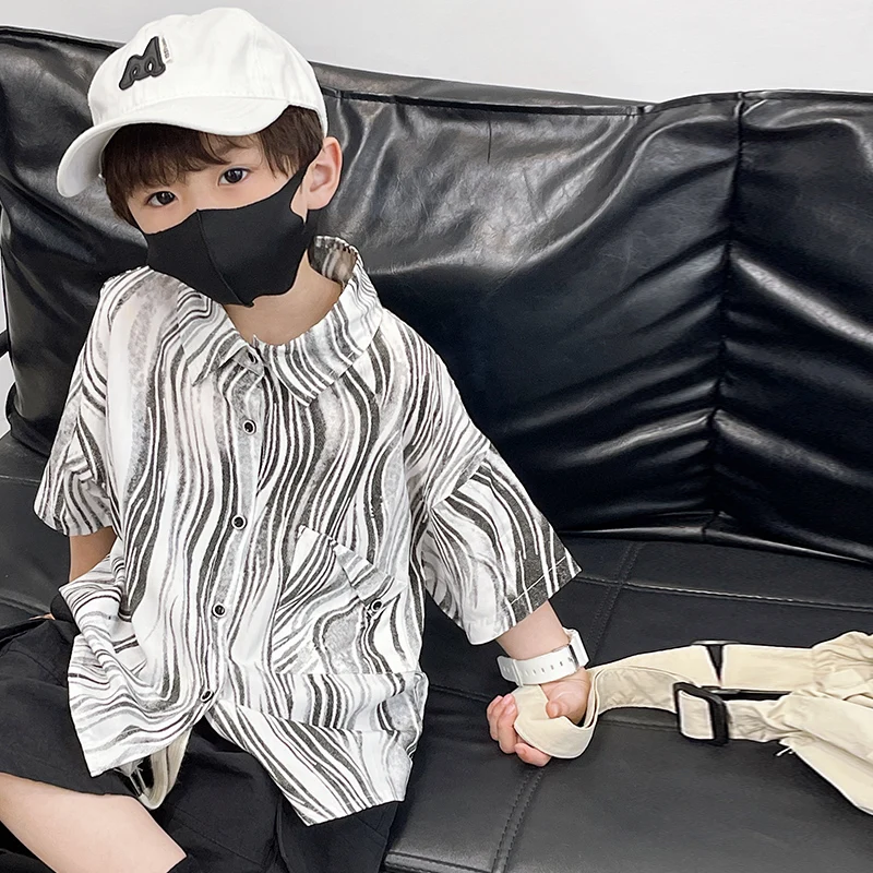 2025 Summer Fashion Boys Short Sleeves Shirt Little Boy Casual Summer Shirt Baby Boys Drawing Colorful Top Toddler Size 2-11Y
2025 Summer Fashion Boys Short Sleeves Shirt Little Boy Casual Summer Shirt Baby Boys Drawing Colorful Top Toddler Size 2-11Y