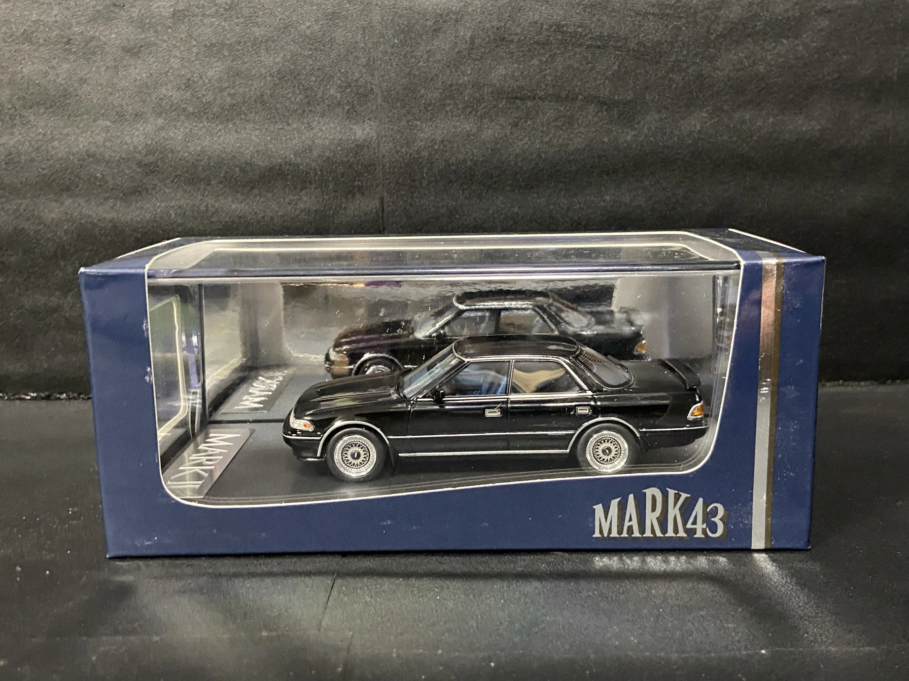 Mark43 1/43 масштаб Mark2 GT MK 2 Twinturbo 1990 JZX81 Смола Классическая Ретро модель автомобиля коллекционная игрушка подарок дисплей орнамент
Mark43 1/43 масштаб Mark2 GT MK 2 Twinturbo 1990 JZX81 Смола Классическая Ретро модель автомобиля коллекционная игрушка подарок дисплей орнамент