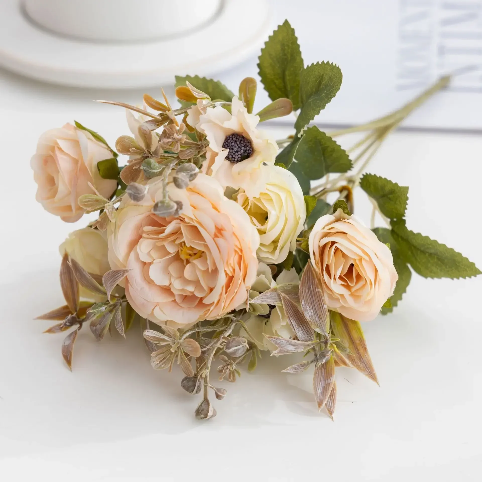 Retro Silk Artificial Rose Flowers DIY Autumn Wedding Home Decoration Christmas Arrangement Fake Peony Hydrangea Bride Bouquet
Retro Silk Artificial Rose Flowers DIY Autumn Wedding Home Decoration Christmas Arrangement Fake Peony Hydrangea Bride Bouquet