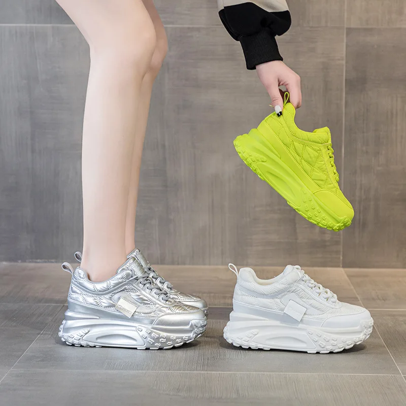 Dad's shoes for women 2026 spring new versatile Korean version thick soled sponge cake casual shoes spring edition
Dad's shoes for women 2026 spring new versatile Korean version thick soled sponge cake casual shoes spring edition