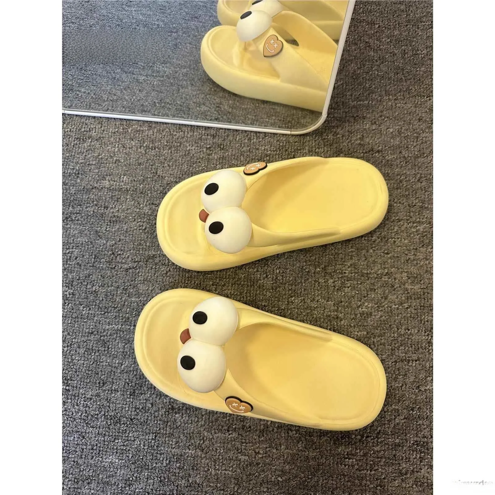 Couples Thong Slippers Women's Summer Anti-Slip Home Cute Foot Strap Beach Sandals Outdoor Thick Bottom Slip-On Bathroom
Couples Thong Slippers Women's Summer Anti-Slip Home Cute Foot Strap Beach Sandals Outdoor Thick Bottom Slip-On Bathroom