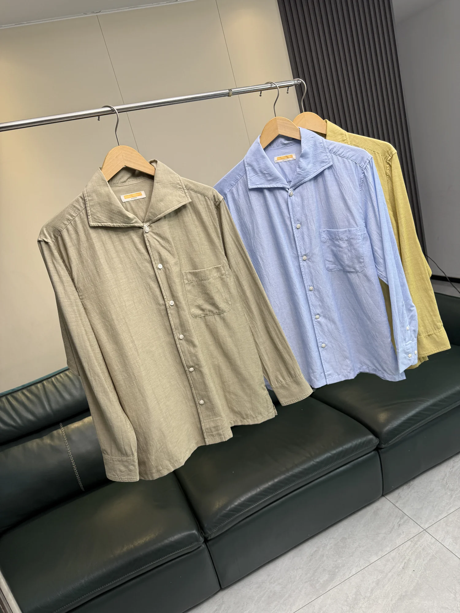 High-End Linen Shirt Men's Casual Long Sleeve Comfortable Breathable Spring Summer Fashion Urban Style Standard Fit Pure Color
High-End Linen Shirt Men's Casual Long Sleeve Comfortable Breathable Spring Summer Fashion Urban Style Standard Fit Pure Color