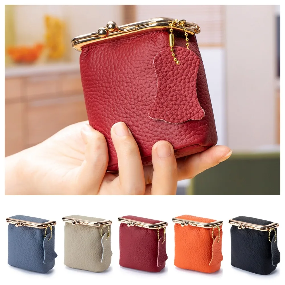 Card Holder Full Grain Cow Leather Coin Purse Handbag Kiss Clasp Lock Lychee Pattern Purse Bag Vintage Mini Clutch Lipstick Bag
Card Holder Full Grain Cow Leather Coin Purse Handbag Kiss Clasp Lock Lychee Pattern Purse Bag Vintage Mini Clutch Lipstick Bag