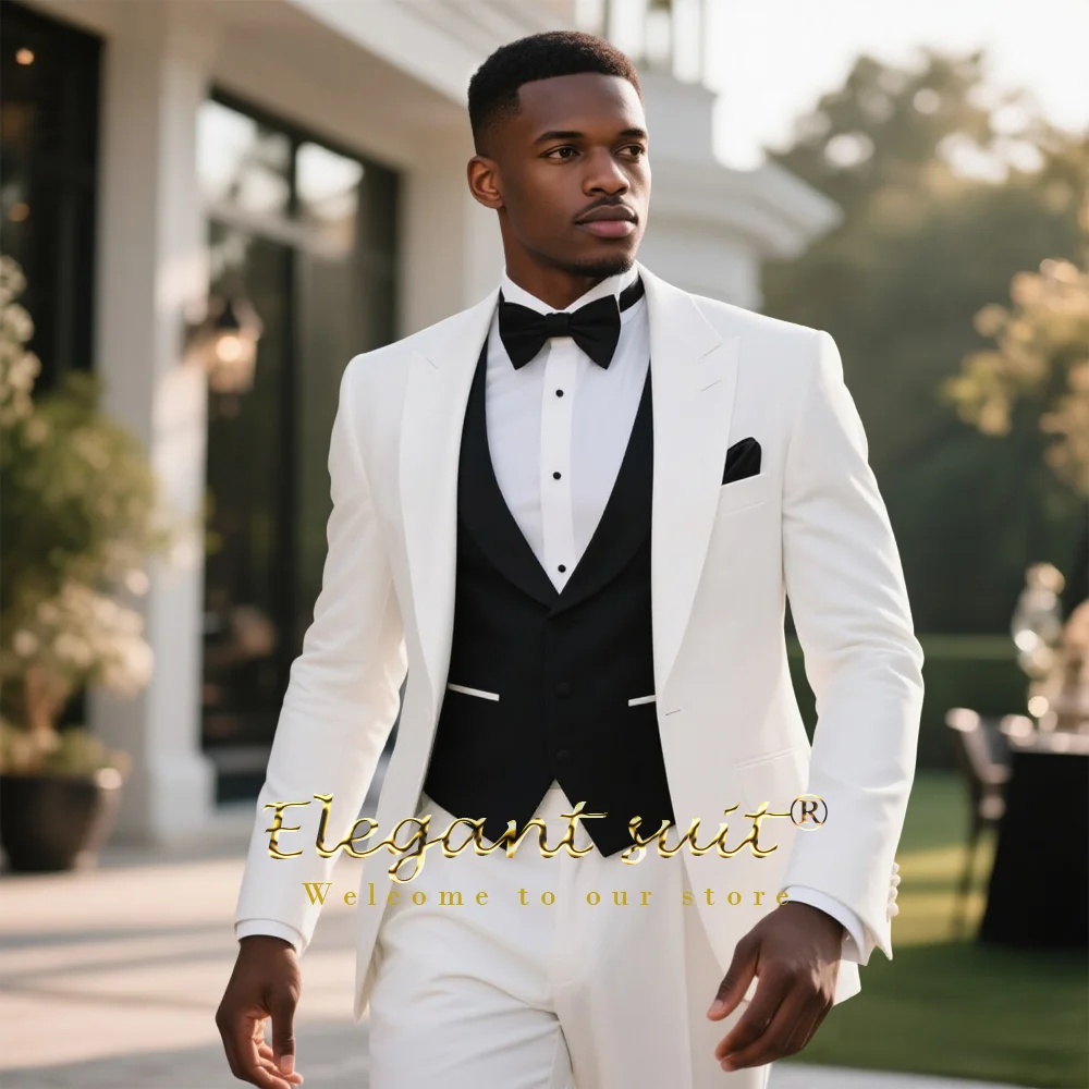 Evening Party Suit for Men 3-Piece Peak Lapel Design with Black Waistcoat Slim Fit Blazer Trousers Custom Made
Evening Party Suit for Men 3-Piece Peak Lapel Design with Black Waistcoat Slim Fit Blazer Trousers Custom Made