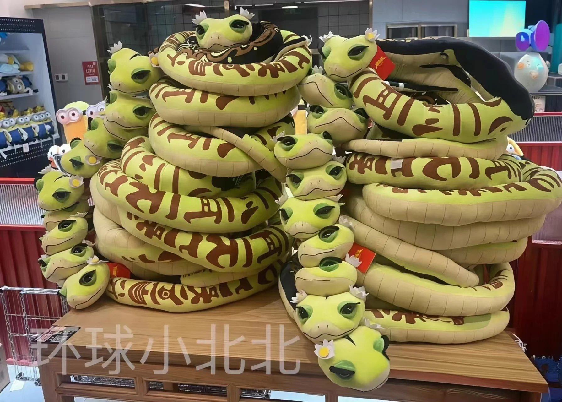 Zootopia Gary the Snake Plush Toy - Large Cartoon Snake Doll, Bendable Stuffed Pillow, Collectible Souvenir Gift
Zootopia Gary the Snake Plush Toy - Large Cartoon Snake Doll, Bendable Stuffed Pillow, Collectible Souvenir Gift