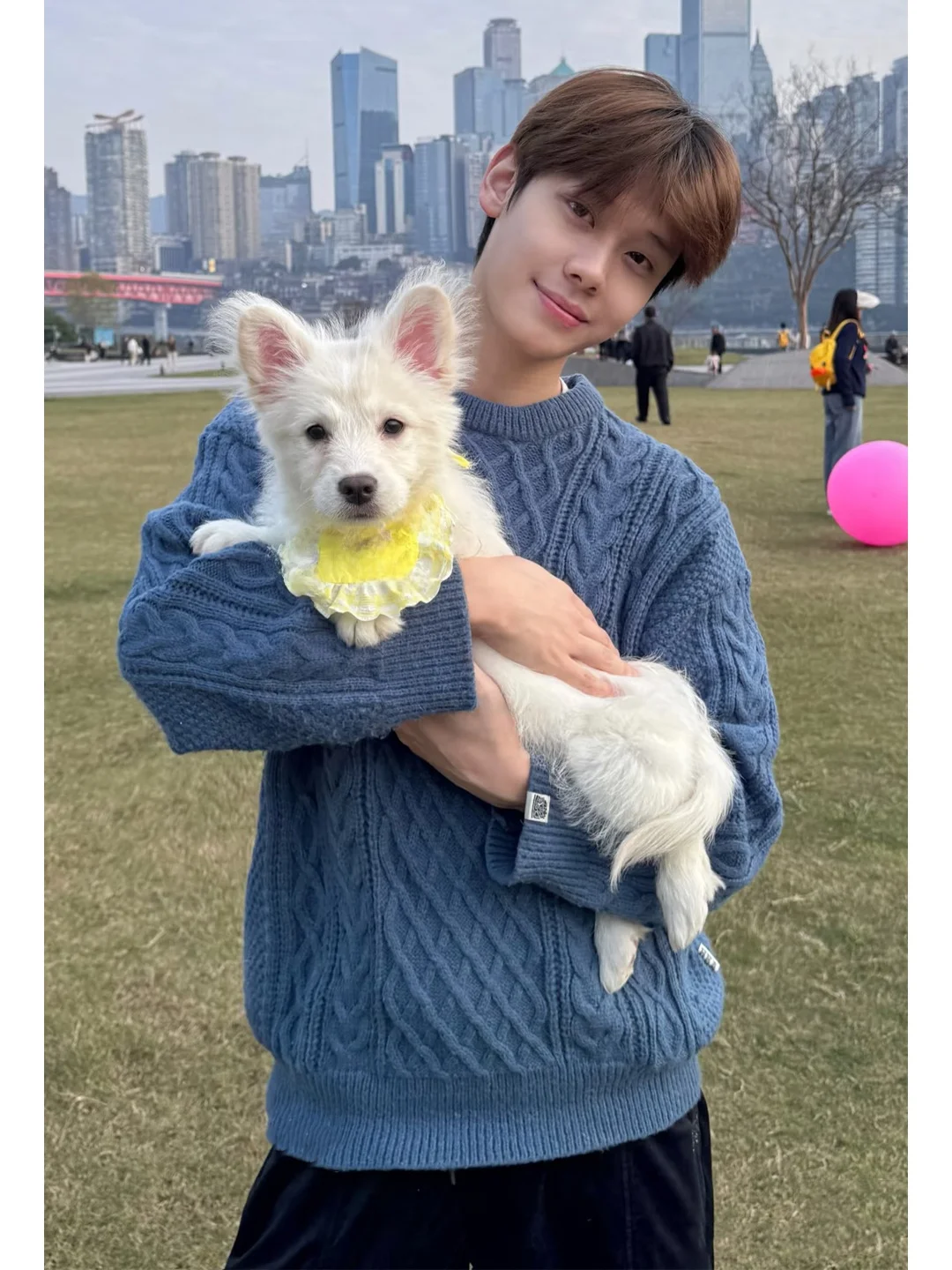 Thickened Blue Knitted Sweater Men's round Neck Inner Wear Base Shirt Korean Style Autumn Winter Loose Fit Youth Fashion
Thickened Blue Knitted Sweater Men's round Neck Inner Wear Base Shirt Korean Style Autumn Winter Loose Fit Youth Fashion