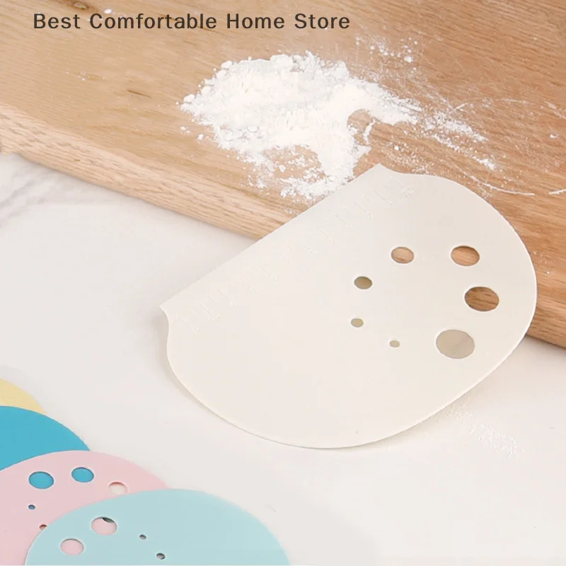 Double-sided With Scale Cutting Knife Food-grade Plastic Scraper Baking Scraper Cookie Cutter Baking Kitchen Tools0
Double-sided With Scale Cutting Knife Food-grade Plastic Scraper Baking Scraper Cookie Cutter Baking Kitchen Tools0