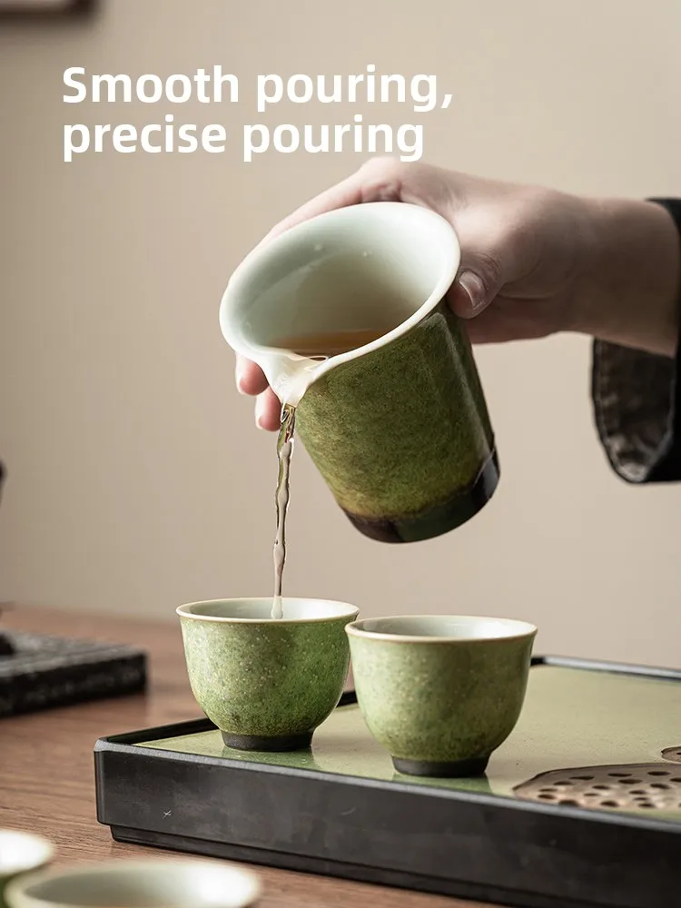 Large Size Ceramic Tea Set Accessories Jingdezhen Ceramics Public Cup Even Cup Distribution Gongfu Tea Brewing Tool
Large Size Ceramic Tea Set Accessories Jingdezhen Ceramics Public Cup Even Cup Distribution Gongfu Tea Brewing Tool