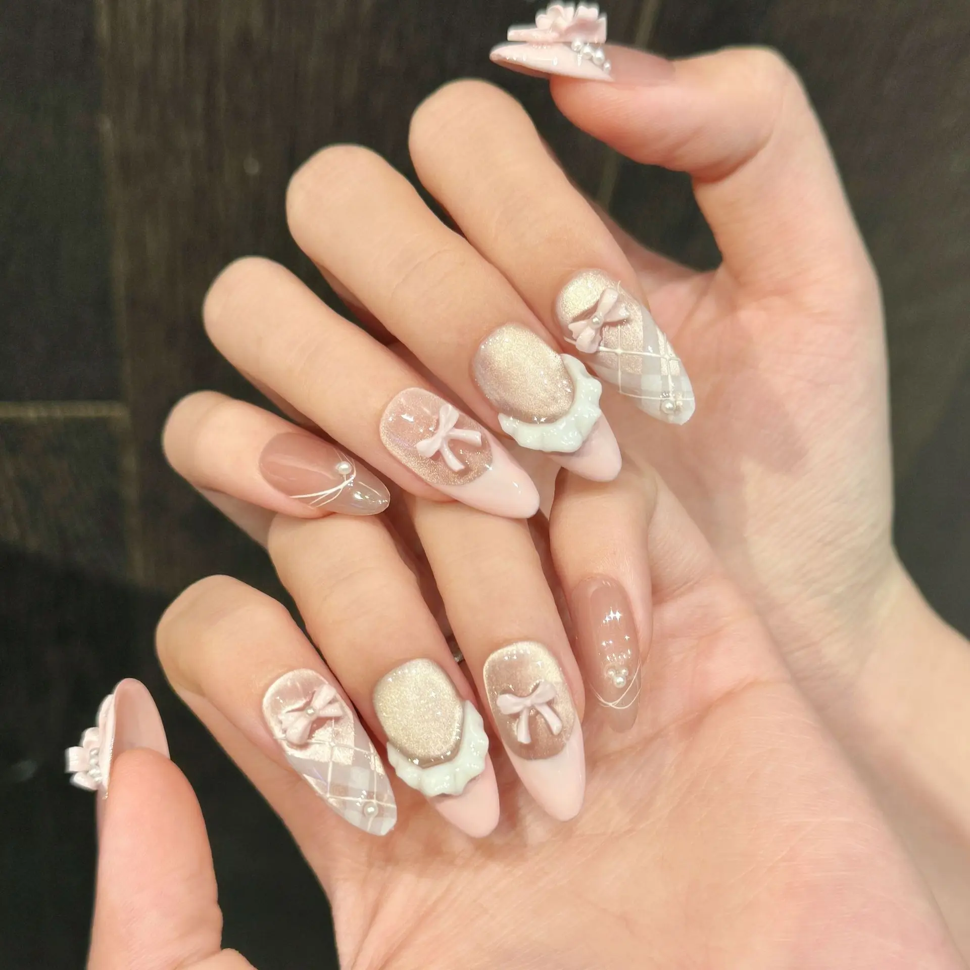 10pcs Handmade Press on Nails French Cat Eye Pink Bow Decor Korean False Nails Wearable Full Cover Ins Almond False Nail Tips
10pcs Handmade Press on Nails French Cat Eye Pink Bow Decor Korean False Nails Wearable Full Cover Ins Almond False Nail Tips