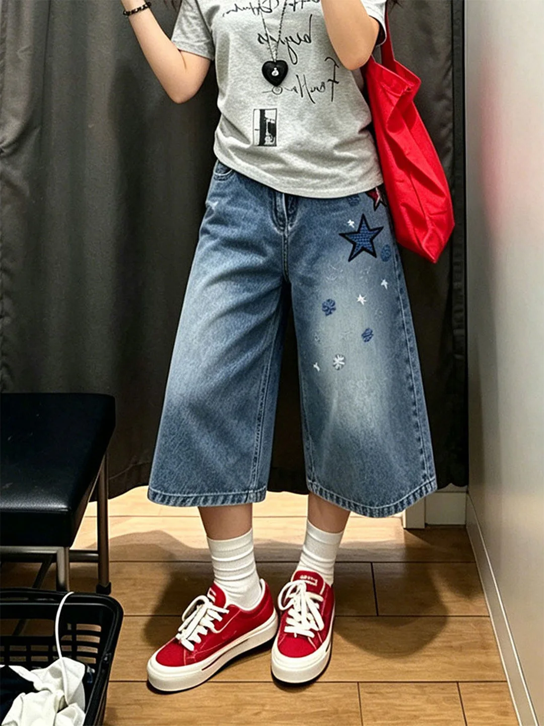 High Waist Wide Leg Straight Cut American Retro Denim Jeans Women's Summer New Loose Fit High Street Style Mid-Length Trousers
High Waist Wide Leg Straight Cut American Retro Denim Jeans Women's Summer New Loose Fit High Street Style Mid-Length Trousers