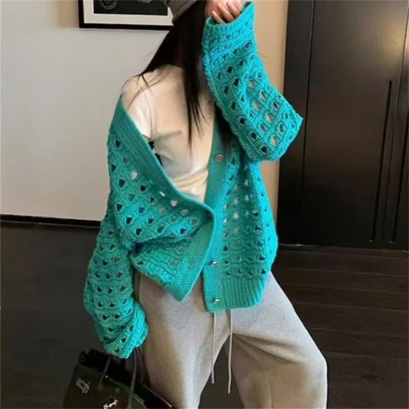 2025 Autumn New Loose Casual Sweater Women's Jacket Fashionable Foreign Style Cutout Long Sleeve Knitted Cardigan Top Tide
2025 Autumn New Loose Casual Sweater Women's Jacket Fashionable Foreign Style Cutout Long Sleeve Knitted Cardigan Top Tide
