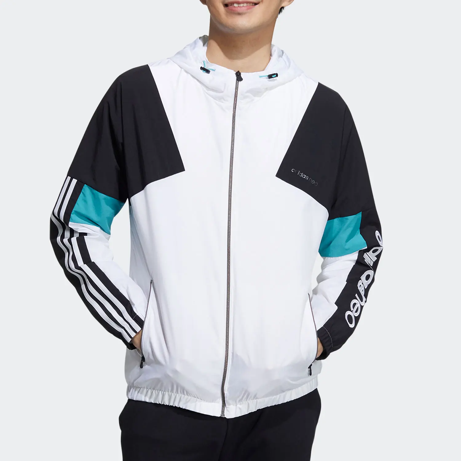 Оригинальная мужская повседневная спортивная ветрозащитная куртка Adidas NEO GP5685
Оригинальная мужская повседневная спортивная ветрозащитная куртка Adidas NEO GP5685