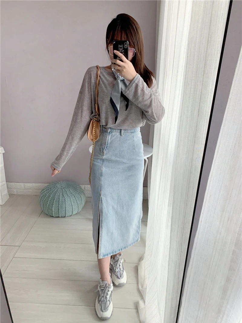 High Waist A-Line Midi Length Vintage Versatile Split Denim Skirt Ele Slimming Spring Summer Faion for Women
High Waist A-Line Midi Length Vintage Versatile Split Denim Skirt Ele Slimming Spring Summer Faion for Women