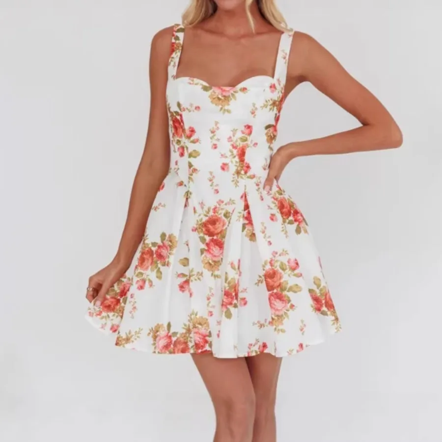 【New style】Women's clothing 2026 summer hit rose print hot girl square collar chest pad A-line big swing dress
【New style】Women's clothing 2026 summer hit rose print hot girl square collar chest pad A-line big swing dress