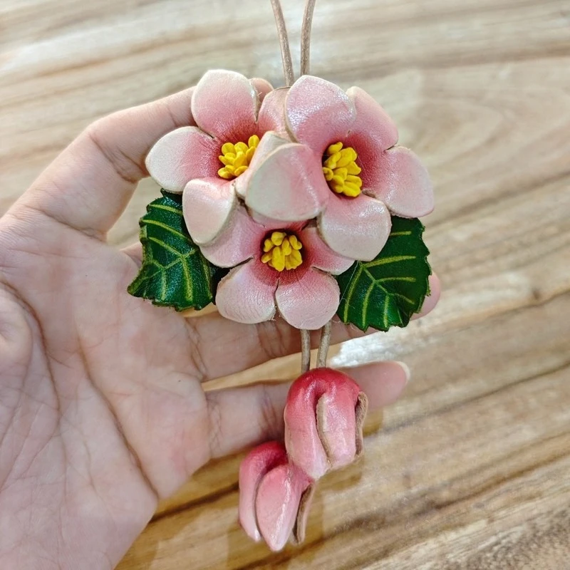 Cowhide Flower Bag Hanging, Car Pendant, 3D Handmade Osmanthus Bag Car Decoration Flower Pendant, Bag Charm
Cowhide Flower Bag Hanging, Car Pendant, 3D Handmade Osmanthus Bag Car Decoration Flower Pendant, Bag Charm