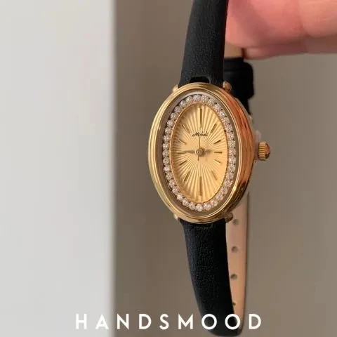 Oval Diamond Watch, Personalized, Exquisite, Fashionable, Genuine Leather Women's Watch, Niche Temperament
Oval Diamond Watch, Personalized, Exquisite, Fashionable, Genuine Leather Women's Watch, Niche Temperament