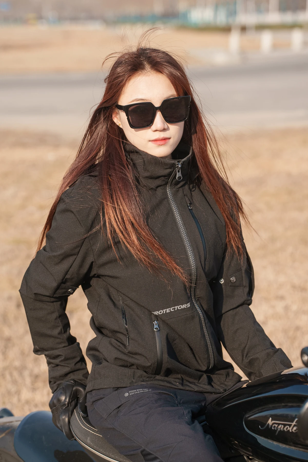 CC Protectors Pearless WP Motorcycle Jacket CE Level 2 Waterproof Riding Jacket with Shoulder Elbow Protectors Hooded Reflective
CC Protectors Pearless WP Motorcycle Jacket CE Level 2 Waterproof Riding Jacket with Shoulder Elbow Protectors Hooded Reflective