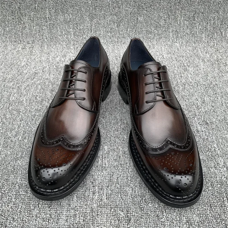 2024 Spring And Autumn New Men's Formal Shoes Genuine Leather Thick Sole Block Carved Business Casual Shoes
2024 Spring And Autumn New Men's Formal Shoes Genuine Leather Thick Sole Block Carved Business Casual Shoes