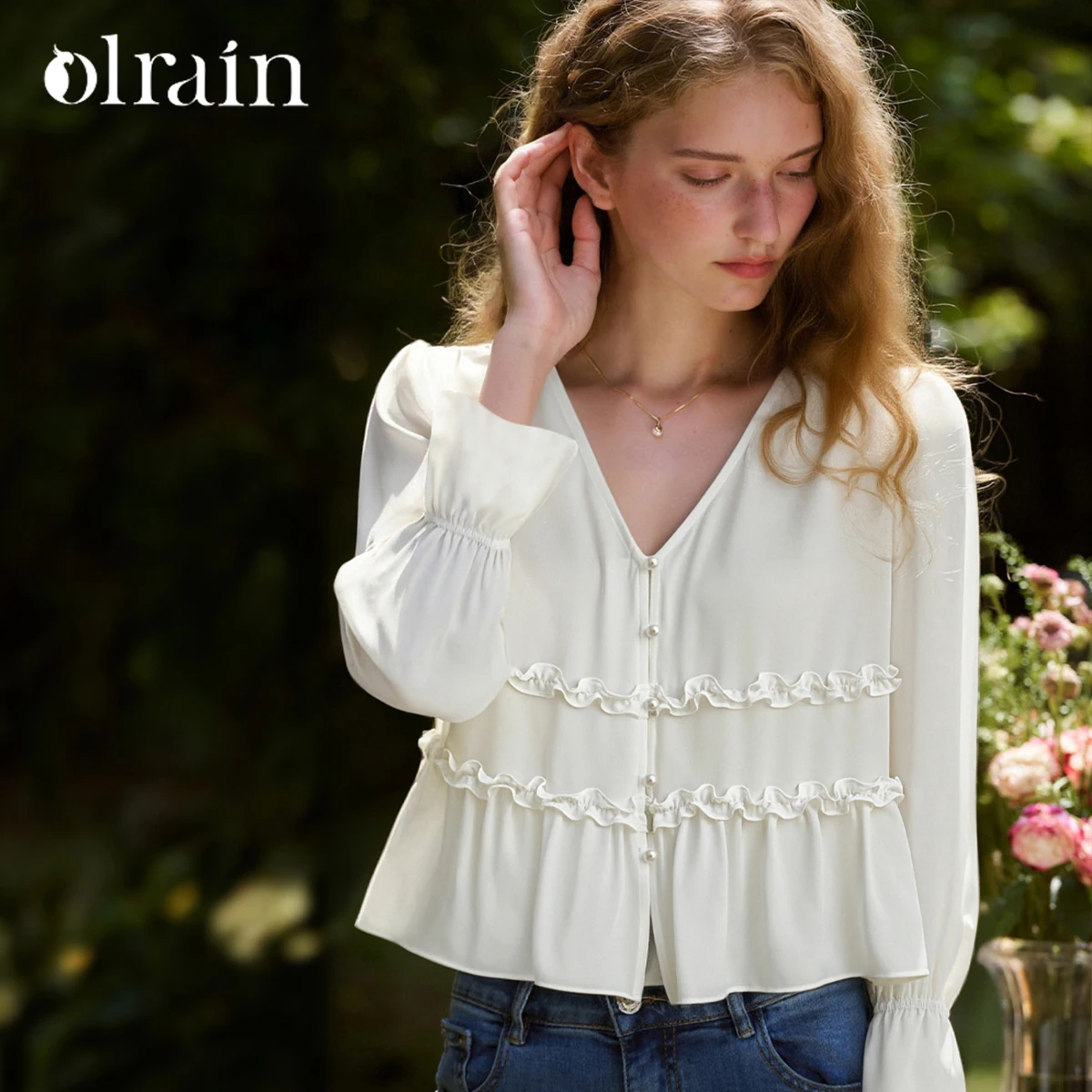 OLrain Women's Elegant Blouse Butterfly Sleeve Spring 2026 French Spliced V-neck Edible Tree Fungus Female Shirts O58C002601
OLrain Women's Elegant Blouse Butterfly Sleeve Spring 2026 French Spliced V-neck Edible Tree Fungus Female Shirts O58C002601