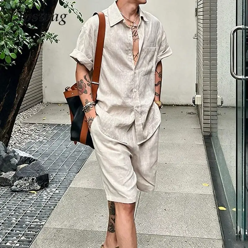 Vintage Solid Color Linen Outfits Mens Casual Short Sleeve Shirts And Shorts Two Piece Sets Summer Stylish Men Loose Linen Sutis
Vintage Solid Color Linen Outfits Mens Casual Short Sleeve Shirts And Shorts Two Piece Sets Summer Stylish Men Loose Linen Sutis