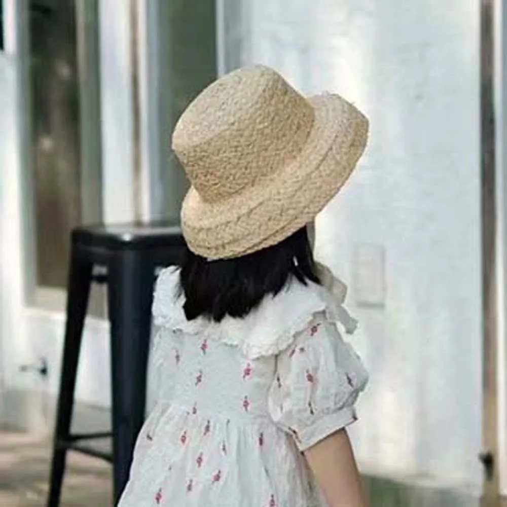 Cute Large Brim Children Straw Hat Rounded with Windproof Rope Toddler Beach Hat Breathable with Lace Sunshade Straw Cap Spring
Cute Large Brim Children Straw Hat Rounded with Windproof Rope Toddler Beach Hat Breathable with Lace Sunshade Straw Cap Spring
