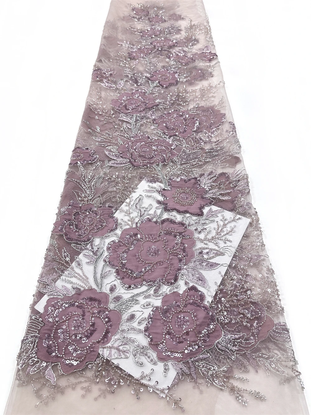 High Quality African Sequins Beaded Embroidery Lace Fabric 2 Yards for Bridal Dresses DIY Sewing Nigerian French Style
High Quality African Sequins Beaded Embroidery Lace Fabric 2 Yards for Bridal Dresses DIY Sewing Nigerian French Style