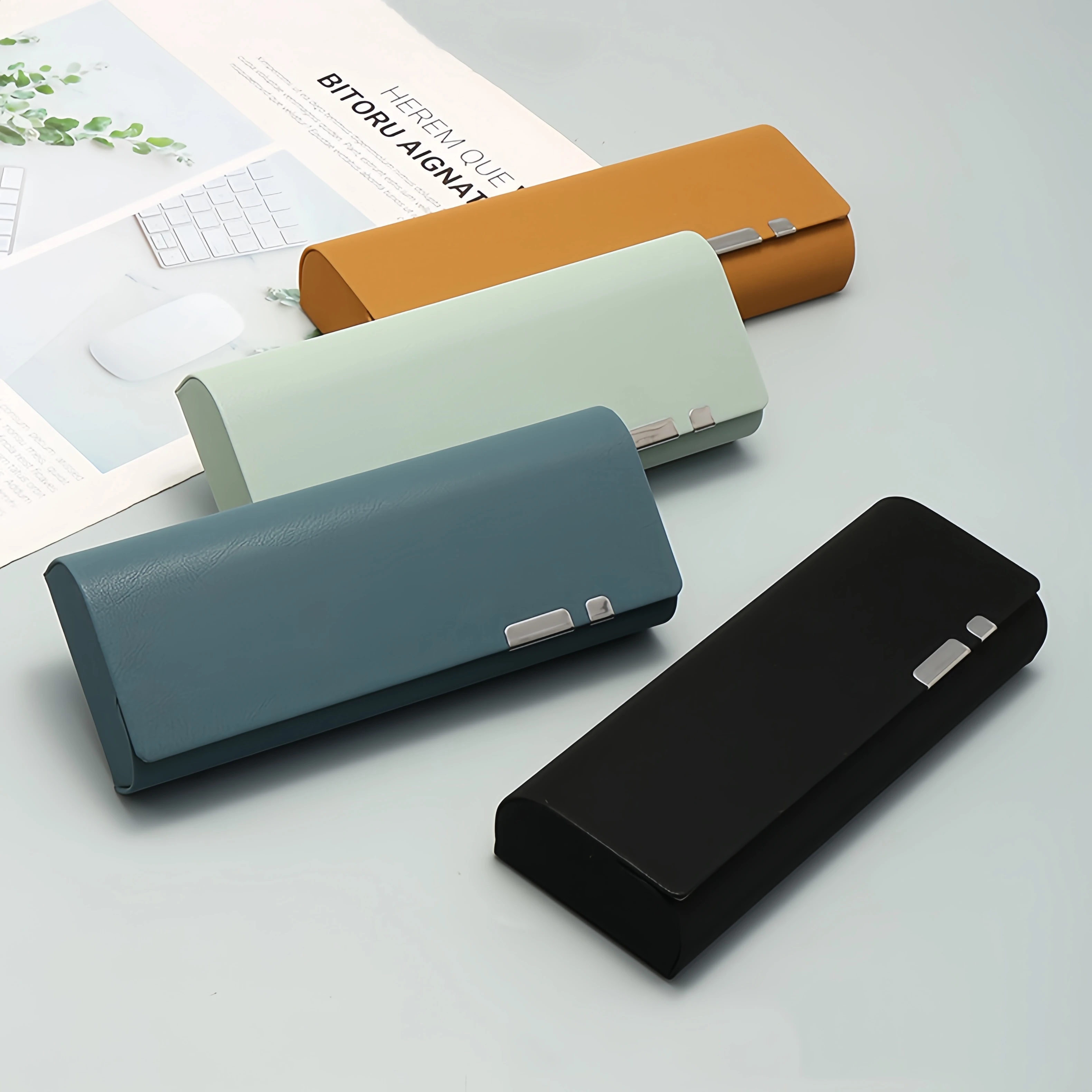 Fashionable Retro Square Hard Shell Glasses Case Leather Anti-Pressure and Drop-Resistant Glasses Storage Box
Fashionable Retro Square Hard Shell Glasses Case Leather Anti-Pressure and Drop-Resistant Glasses Storage Box