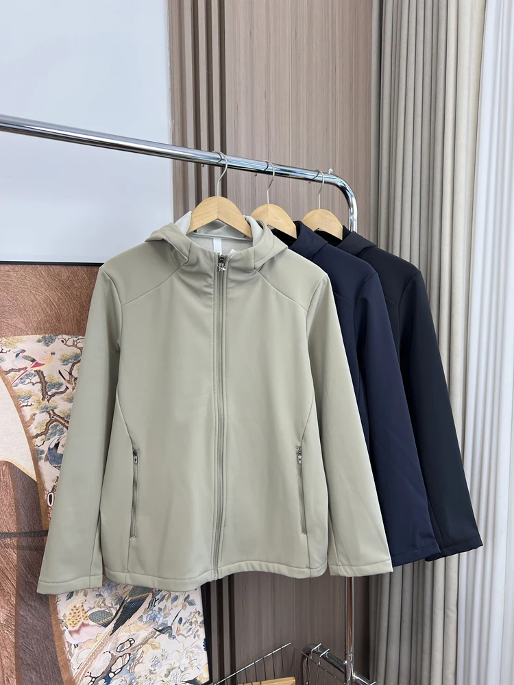 Мужское ветрозащитное пальто на подкладке из мягкого ell Jaet 4D Cutting, осенне-зимнее теплое защитное пальто, молодежное свободное покрое ort...
Мужское ветрозащитное пальто на подкладке из мягкого ell Jaet 4D Cutting, осенне-зимнее теплое защитное пальто, молодежное свободное покрое ort...