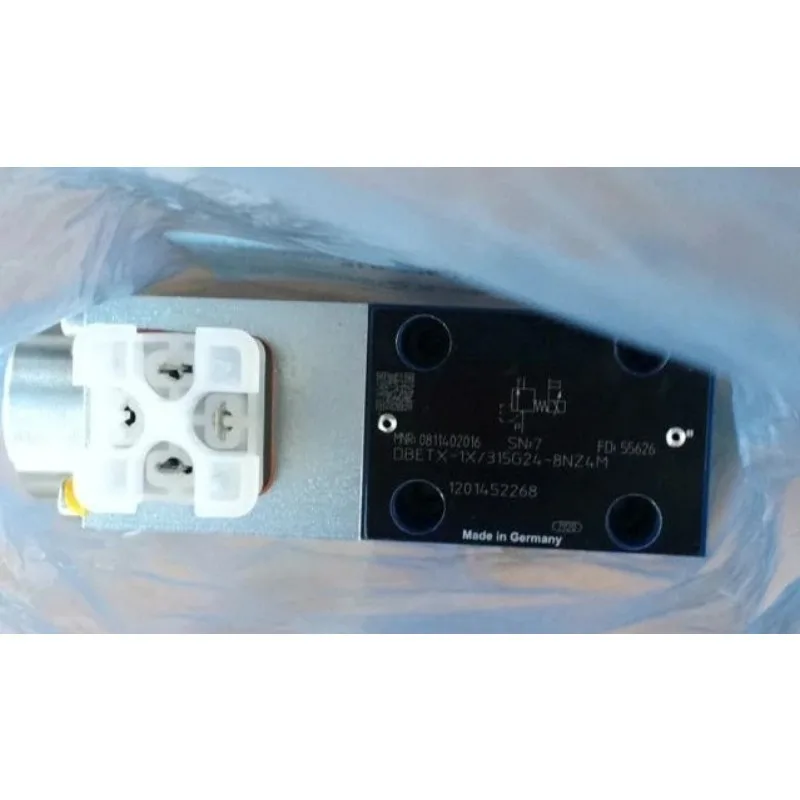 0,811,402,016 Пропорциональный клапан DBETX-1X/315G24-8NZ4M
0,811,402,016 Пропорциональный клапан DBETX-1X/315G24-8NZ4M