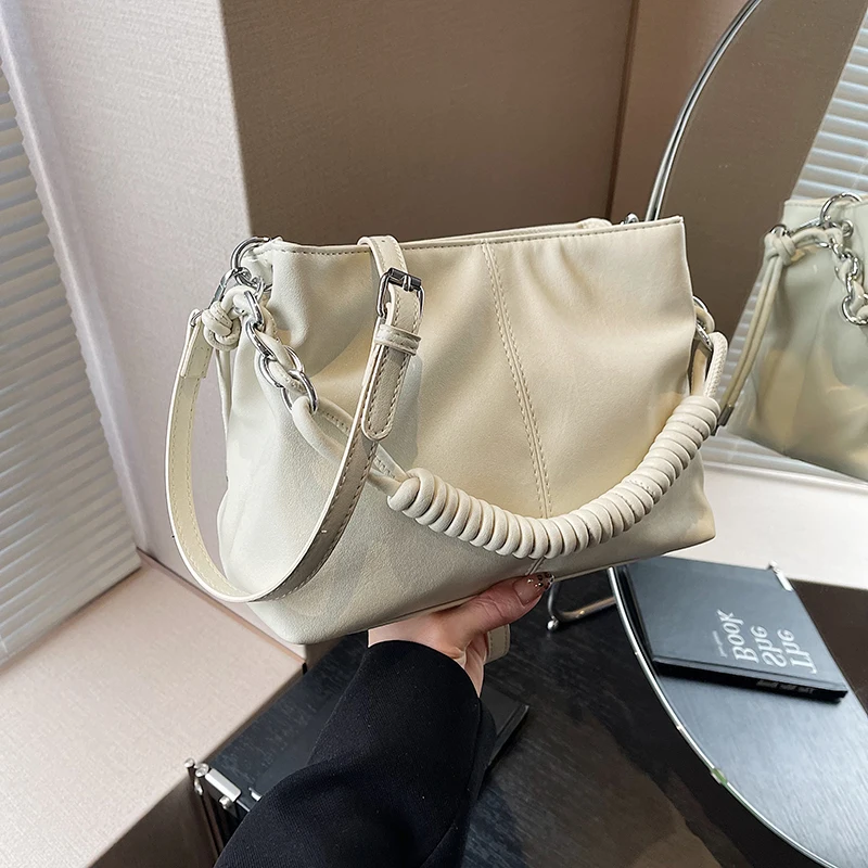 Women;s Bucket Bag Solid Pu Leather Crossbody Bags Female Casual Soft Handle Packs Lady Versatile Daily Commute Messenger Bags
Women;s Bucket Bag Solid Pu Leather Crossbody Bags Female Casual Soft Handle Packs Lady Versatile Daily Commute Messenger Bags
