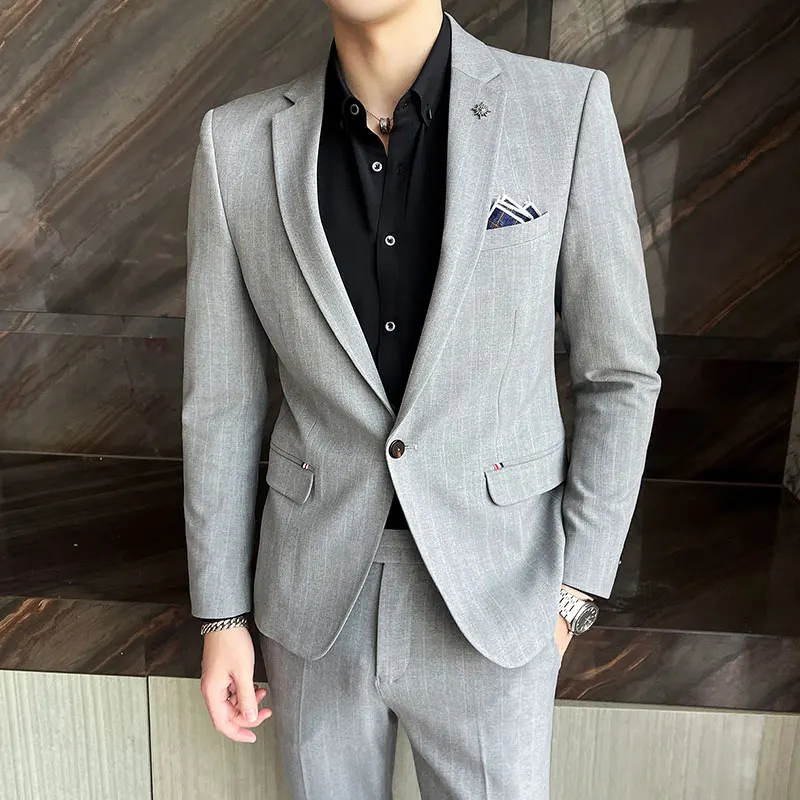 Classic Stripe Mens Suits 2 Piece Jacket Pants Set For Groom Wedding Peaked Lapel Tuxedo Formal Business Blazer Masculino
Classic Stripe Mens Suits 2 Piece Jacket Pants Set For Groom Wedding Peaked Lapel Tuxedo Formal Business Blazer Masculino