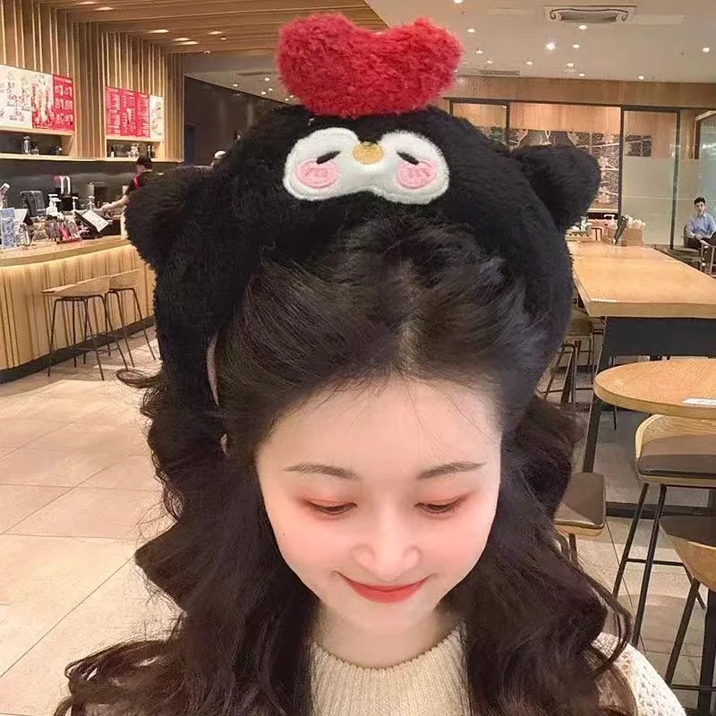 Autumn-Winter Face-Washing Hairband for Photography Adorable Penguin Plush Wide-Brim Hairband for Women Fluffy
Autumn-Winter Face-Washing Hairband for Photography Adorable Penguin Plush Wide-Brim Hairband for Women Fluffy