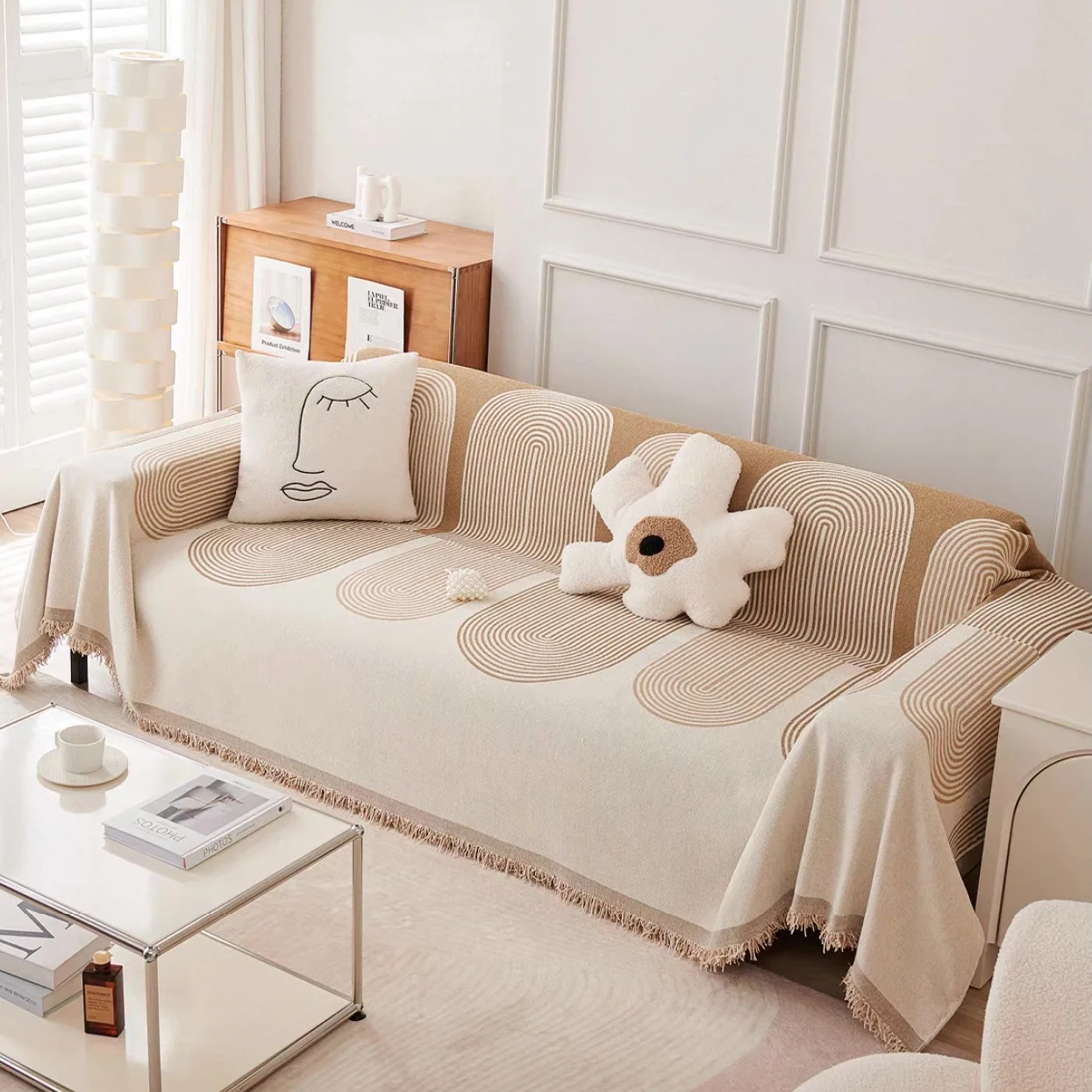 Double Sided Simple Arches Lines Jacquard Chenille Sofa Towel with Tassels, for All Season Living Room Couch Decor Throw Blanket
Double Sided Simple Arches Lines Jacquard Chenille Sofa Towel with Tassels, for All Season Living Room Couch Decor Throw Blanket