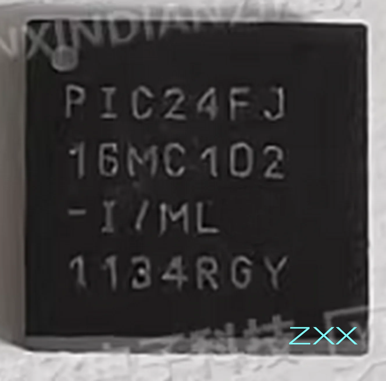 1 шт. новый PIC24FJ16MC102-I/ML QFN
1 шт. новый PIC24FJ16MC102-I/ML QFN