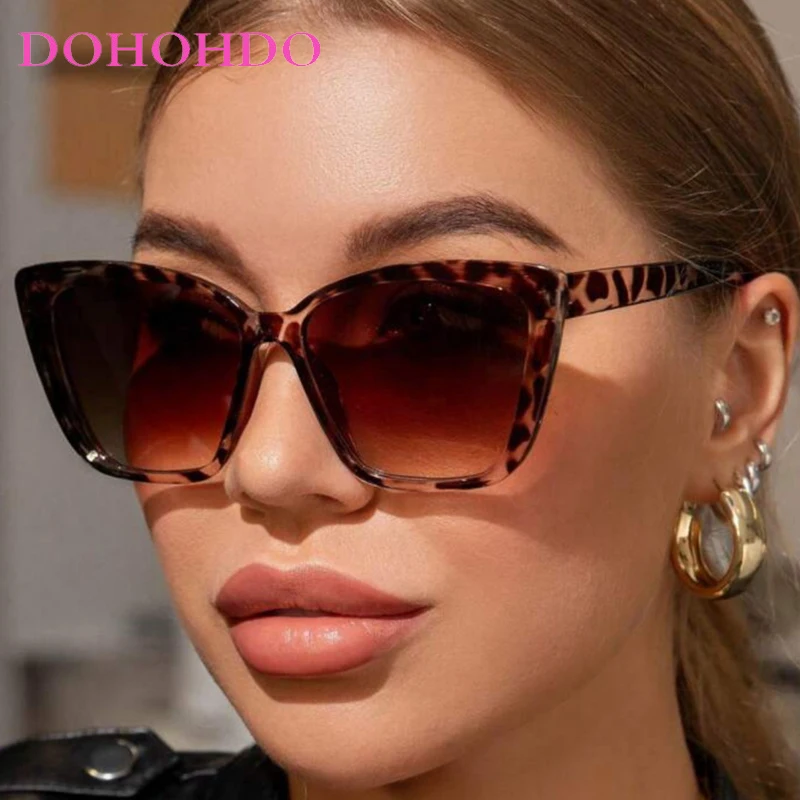 DOHOHDO Vintage Cat Eye Sunglasses Women Square Small Frame Sun Glasses Female Brand Designer Retro Shades Fashion Oculos De Sol
DOHOHDO Vintage Cat Eye Sunglasses Women Square Small Frame Sun Glasses Female Brand Designer Retro Shades Fashion Oculos De Sol