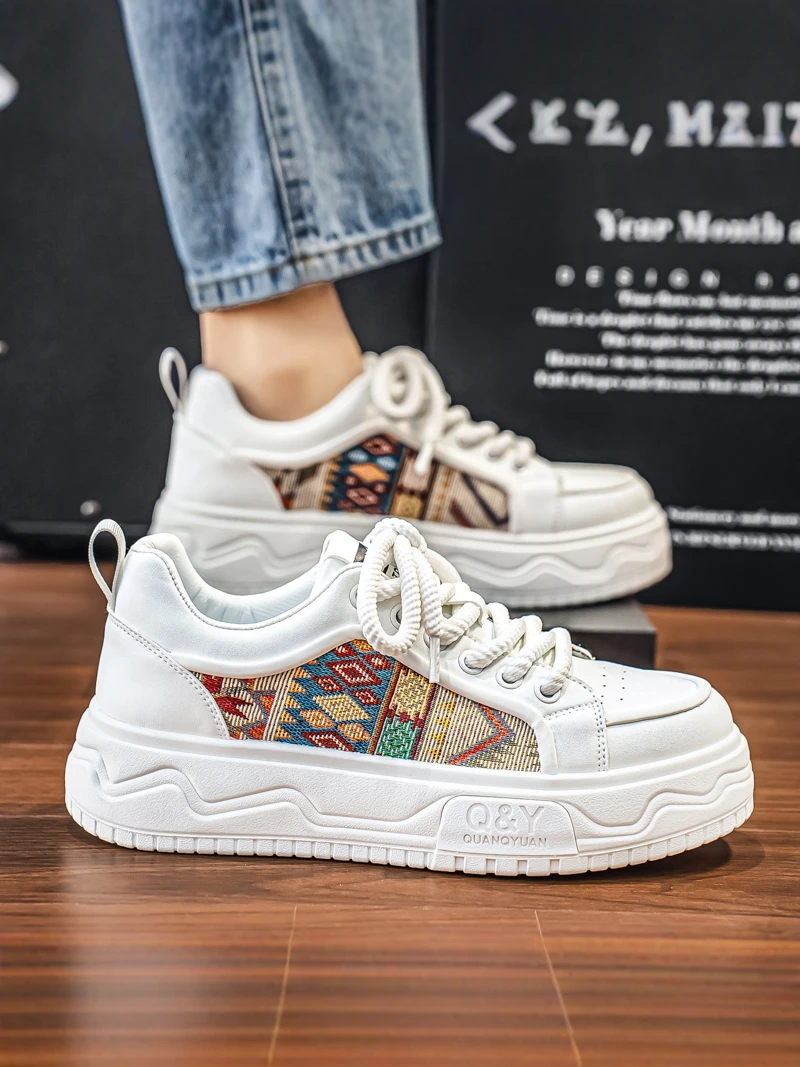 Men's Low-Top Sports Shoes Casual Versatile Design Spring Summer Breathable Leather Upgraded Stitching Daily Wear
Men's Low-Top Sports Shoes Casual Versatile Design Spring Summer Breathable Leather Upgraded Stitching Daily Wear
