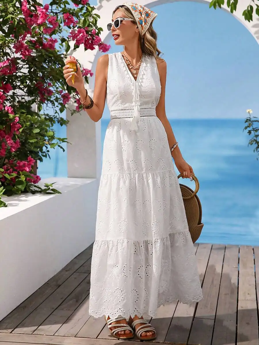 Womens V-Neck Sleeveless Hollow-Out Embroidery Maxi Dress Boho Beach Summer Dress
Womens V-Neck Sleeveless Hollow-Out Embroidery Maxi Dress Boho Beach Summer Dress