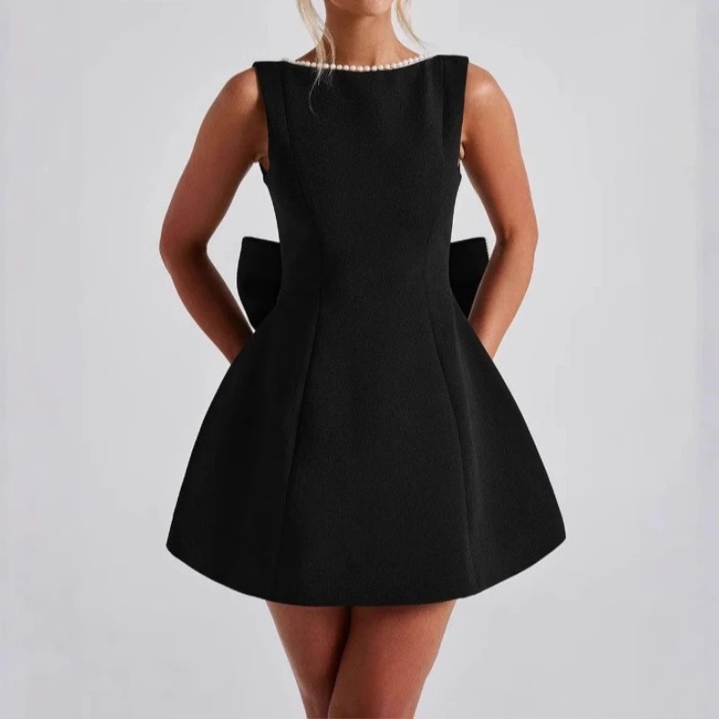 Summer Women's Pearl Bow Fashion Slim Short Skirt Halter Spice Girl A-word Dress
Summer Women's Pearl Bow Fashion Slim Short Skirt Halter Spice Girl A-word Dress