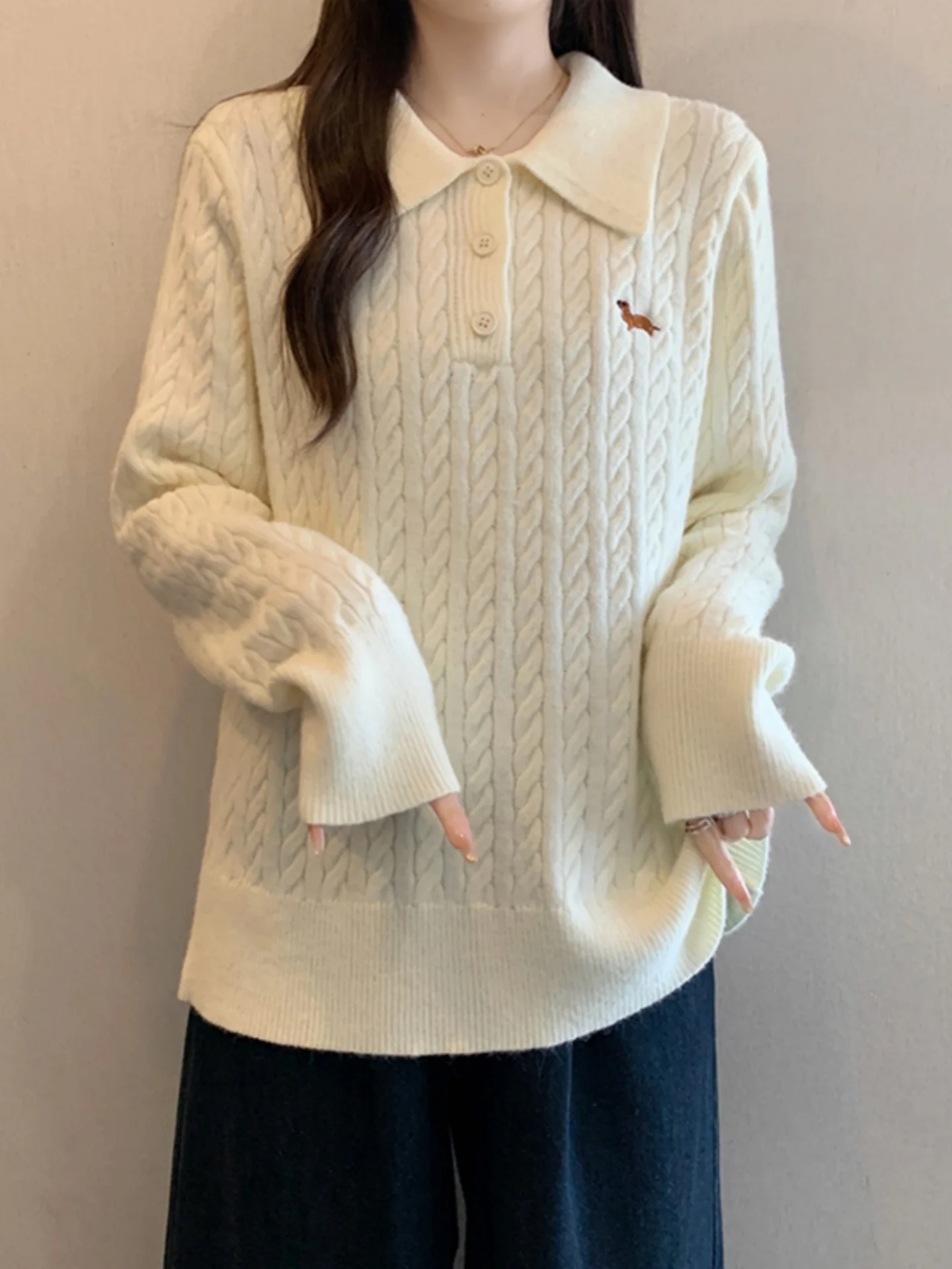 Women's Knitted Neck Sweater Embroidered Base Shirt Spring Autumn New Style plus Size Big MM High Design Sense Top
Women's Knitted Neck Sweater Embroidered Base Shirt Spring Autumn New Style plus Size Big MM High Design Sense Top