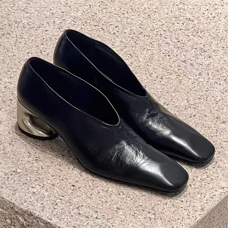 Elegant Women High Heels Ankle Leather Chelsea Designer Shoes Woman 2025 Trend Autumn New Brand Dress Chunky Pumps Botas Mujer
Elegant Women High Heels Ankle Leather Chelsea Designer Shoes Woman 2025 Trend Autumn New Brand Dress Chunky Pumps Botas Mujer