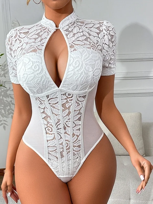 Sexy Lace Splice One-Piece Suit Hollow out Girl Spicy High Waist Short Pants Commute Style Summer Collection Women's Fashion
Sexy Lace Splice One-Piece Suit Hollow out Girl Spicy High Waist Short Pants Commute Style Summer Collection Women's Fashion
